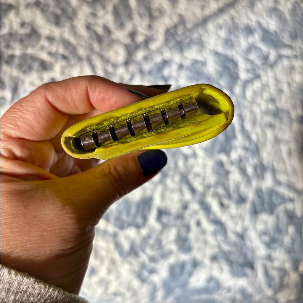 BALENCIAGA MINI KEY/ WALLET in Calfskin GUC - Picture 8 of 12